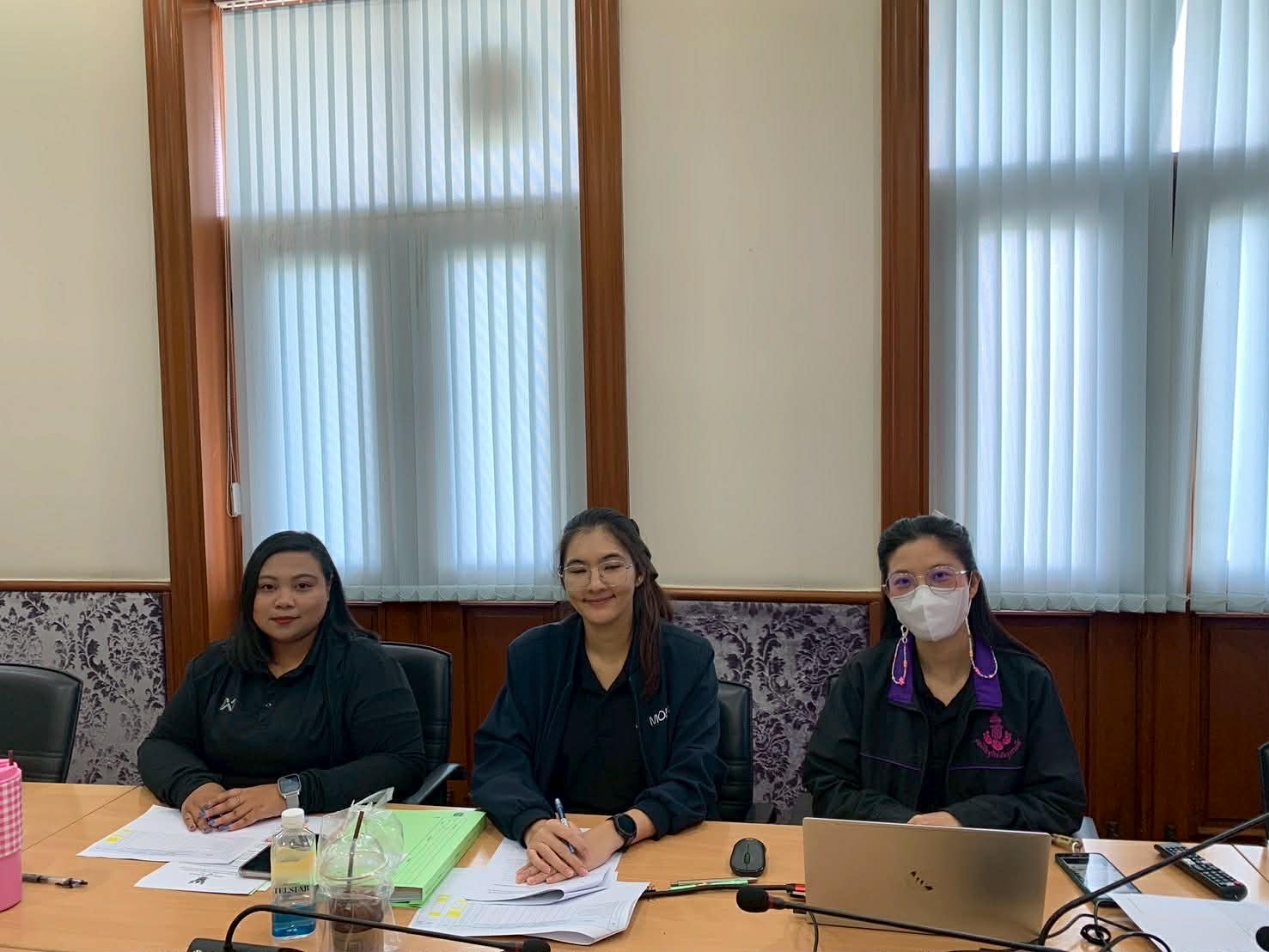 title - ส.ป.ก. ประชุมคณะกรรมการตัดสินการประกวดบทความวิชาการและเรียงความ เนื่องในโอกาสวันคล้ายวันสถาปนา ส.ป.ก. ครบรอบ 51 ปี 